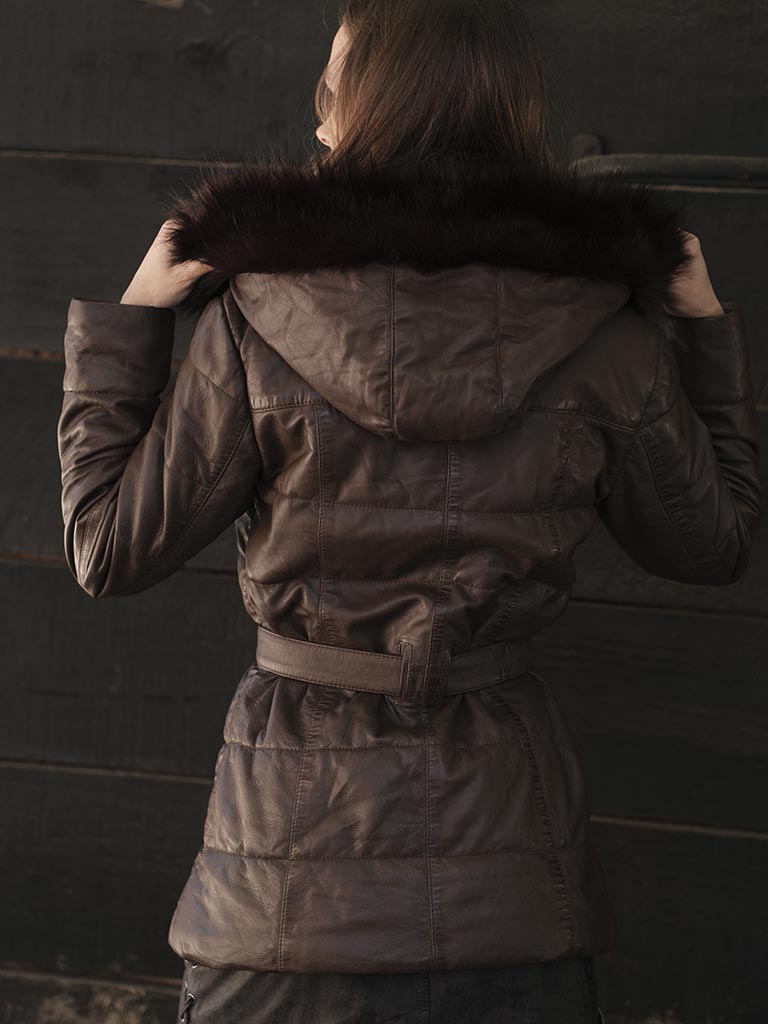 Puffa Tigerlily Café