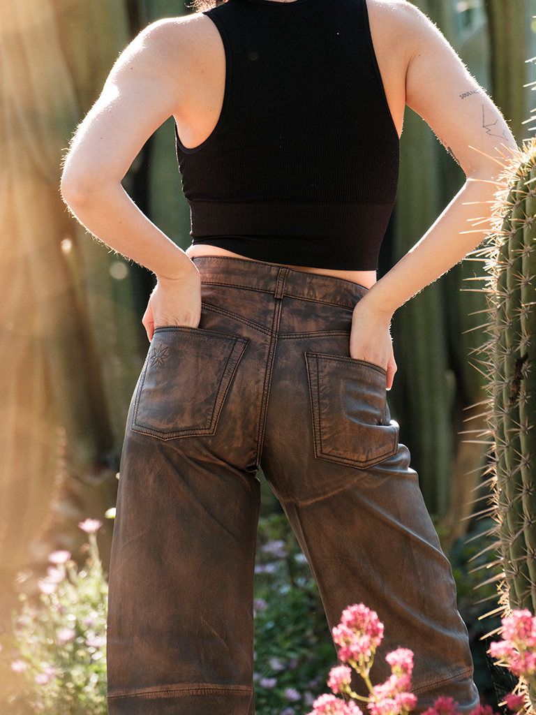 Pantalon Cuero Wideleg Cafe