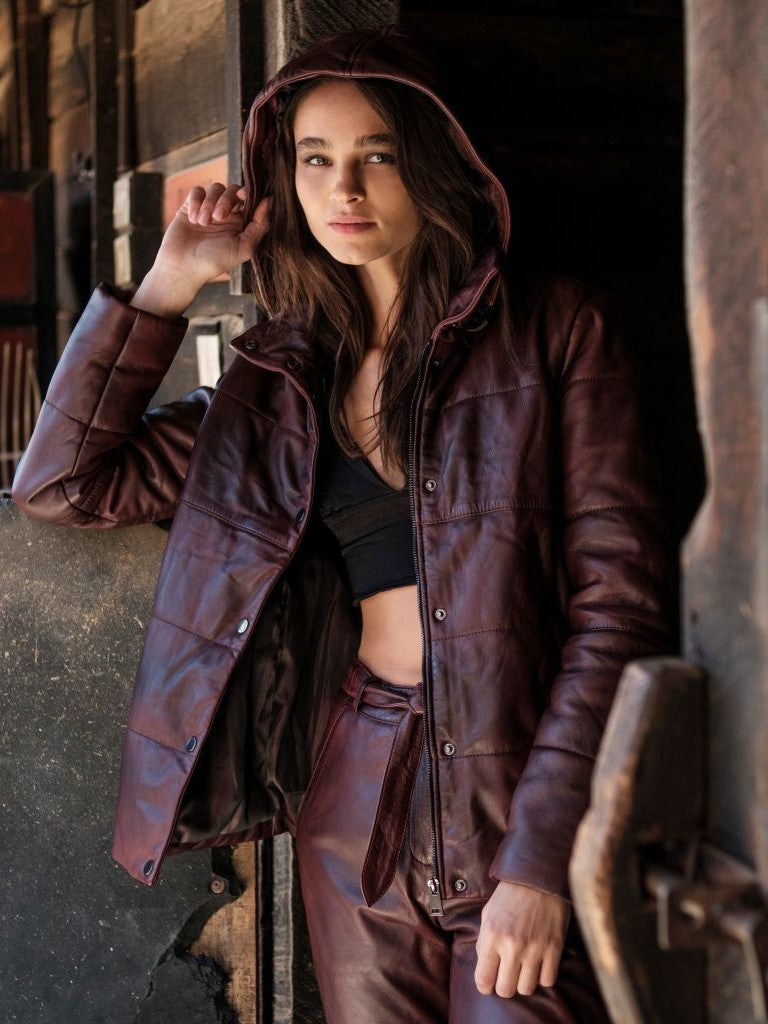 Puffa cuero pandora burdeo