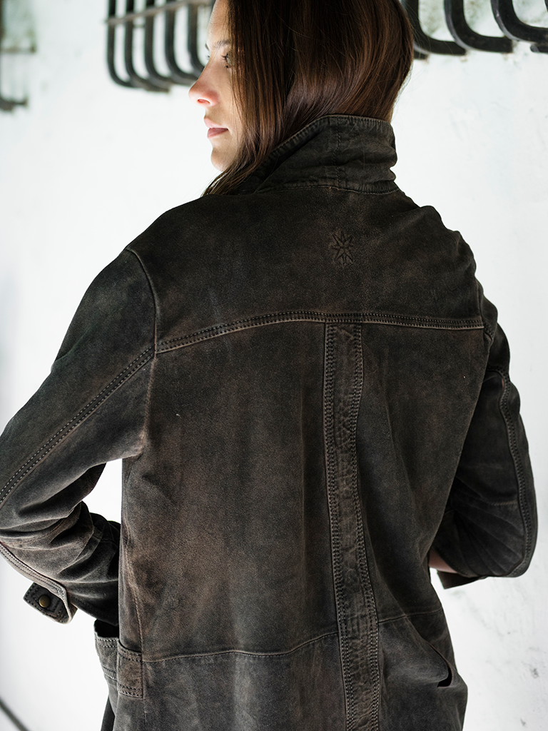 Mañio Nubuck Jacket Chocolate Color