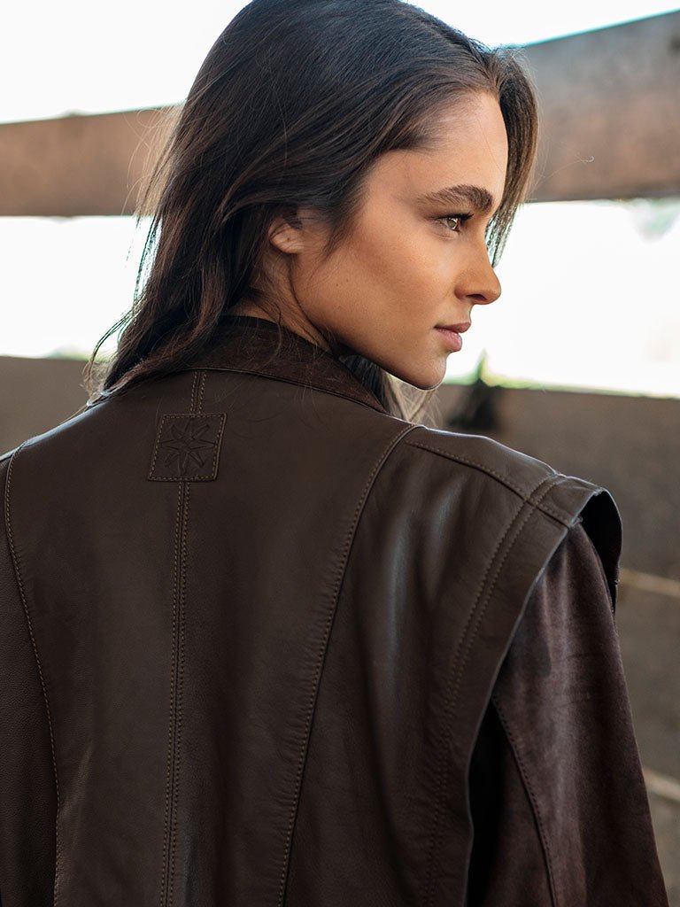 Chaqueta Cuero Y Gamuza Ivy en cuero premium — BOR Boutique