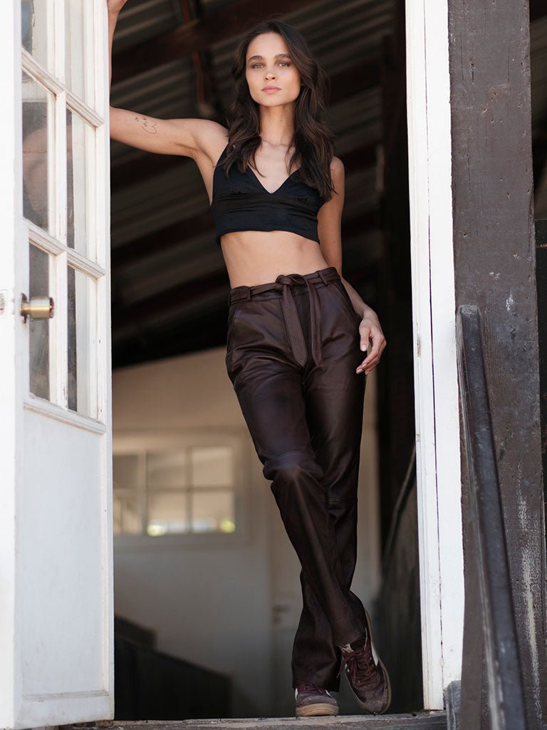Pantalon Cuero Flair Cafe en cuero premium — BOR Boutique