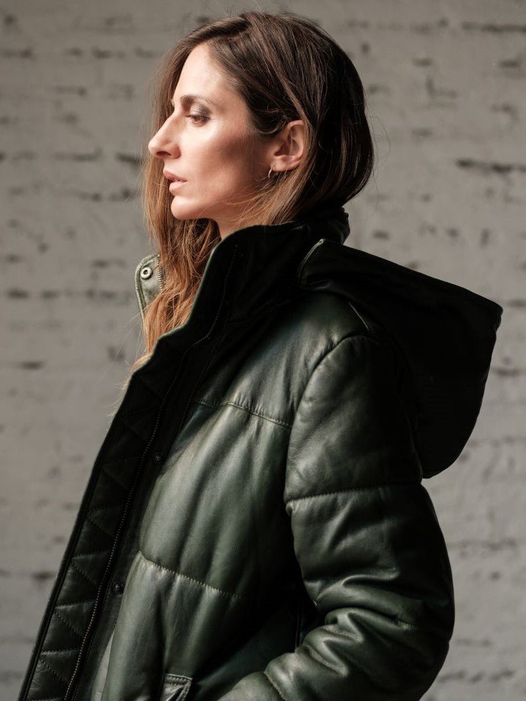 Puffa Cuero Capucha - Bor spa