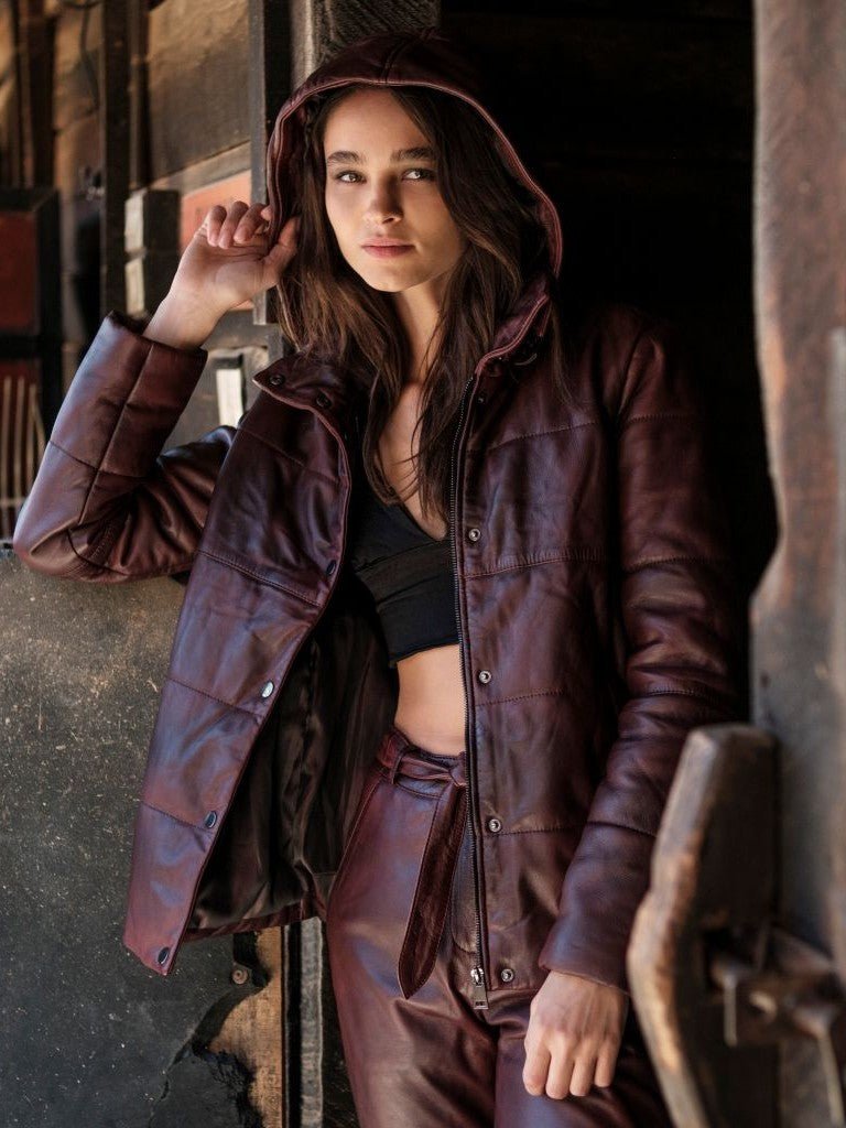 Puffa cuero pandora burdeo - Bor spa