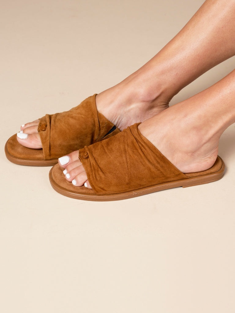 Agata Bordeaux Leather Sandal