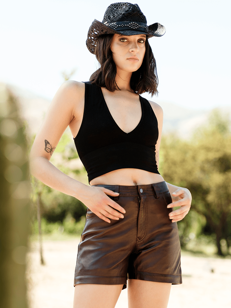 Short Cuero Sienna Negro en cuero premium — BOR Boutique