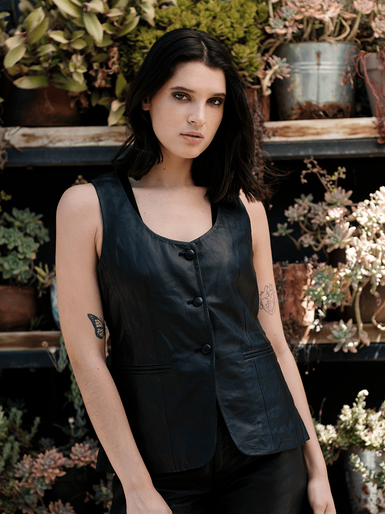 Bolero De Cuero Jasper Negro en cuero premium — BOR Boutique